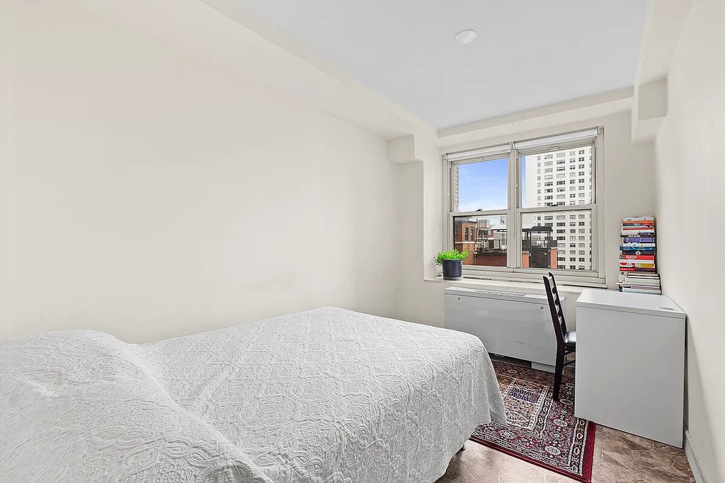 205 East 63rd Street, Unit 17A photo 8