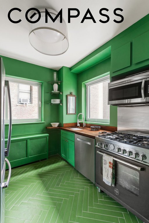 49 East 96th Street, Unit 3A photo 8