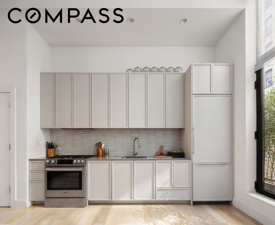 111 Montgomery Street, Unit B/1 photo 3