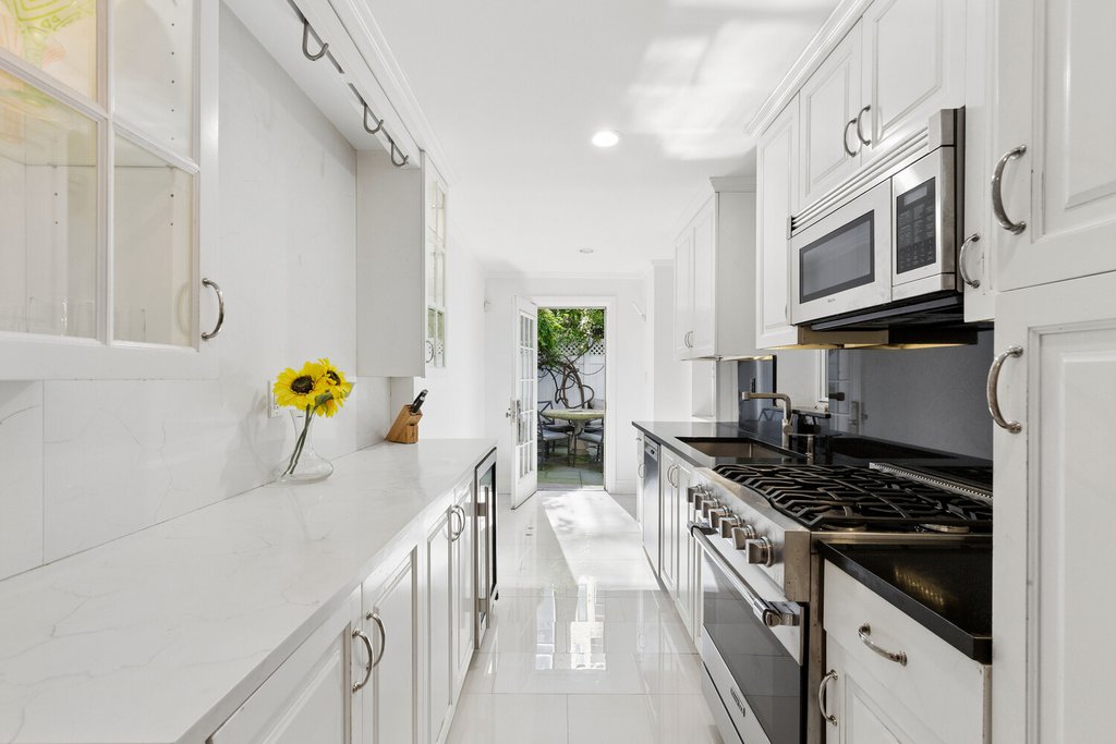 57 East 73rd Street, Unit 1/2 photo 4