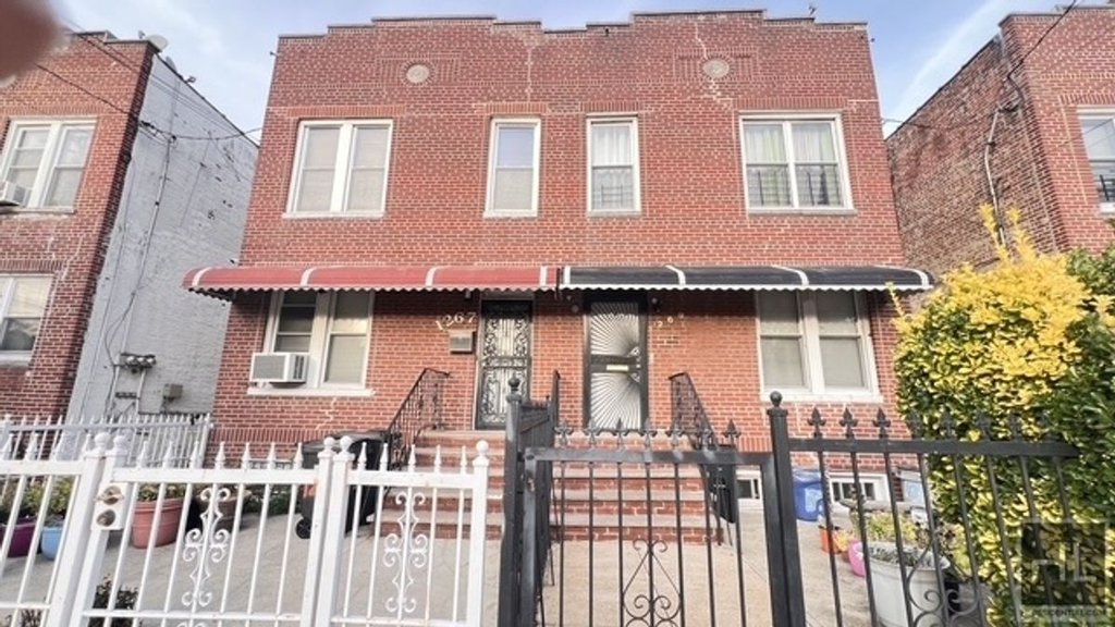 1269 Remsen Avenue, Unit 1 photo 14