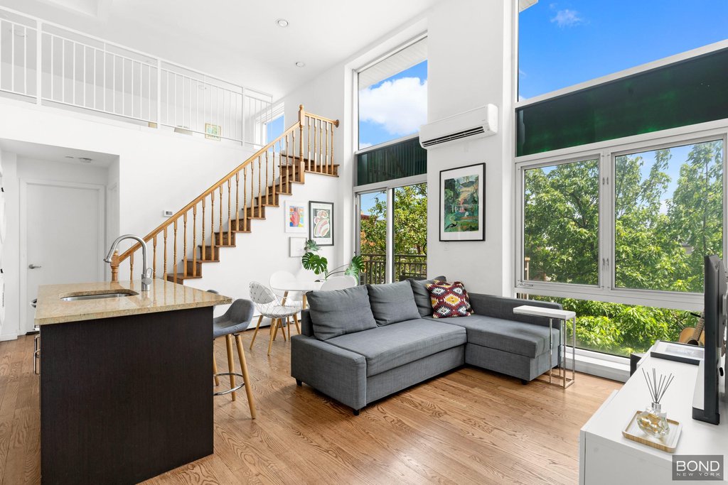 117 Kingsland AVENUE, Unit 3B