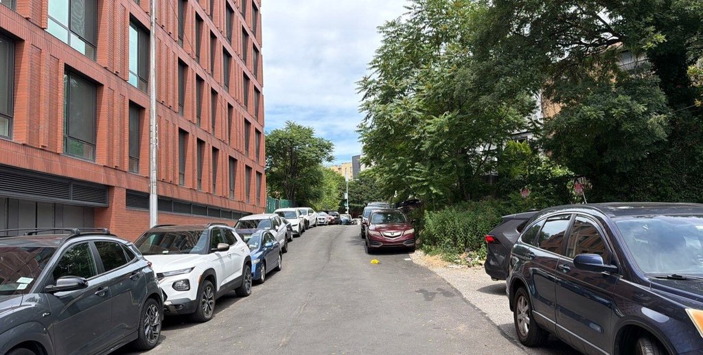 72 Clove Road, Unit 76 photo 3
