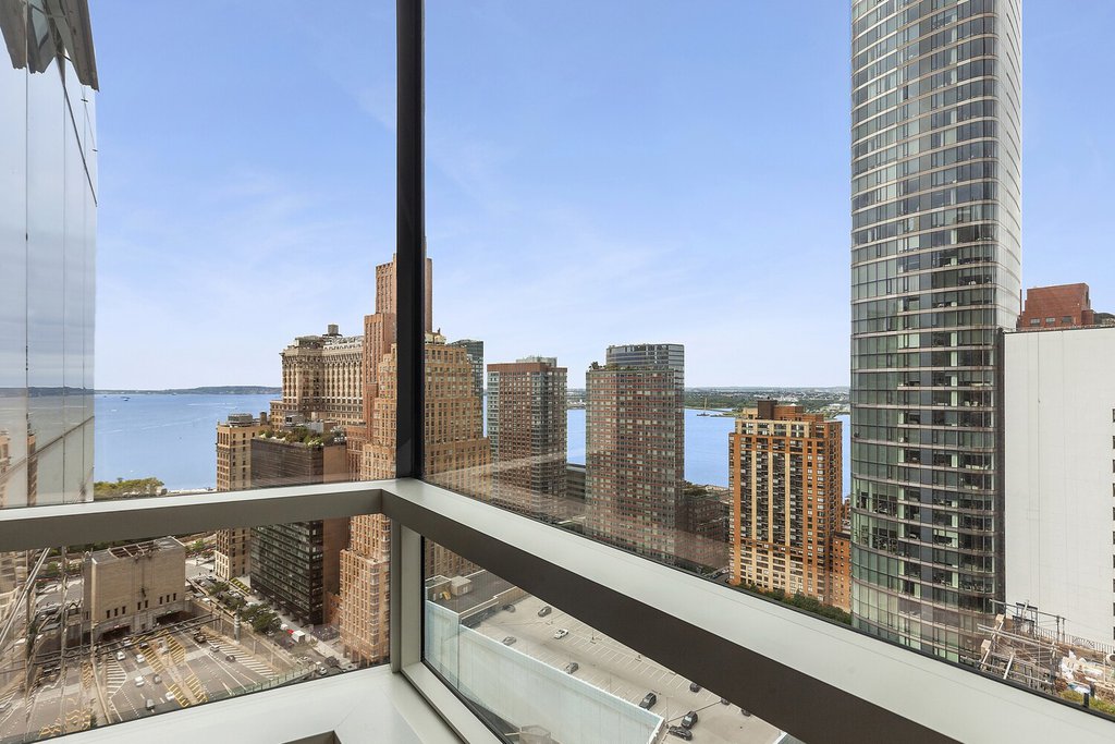 77 Greenwich Street, Unit 30C photo 7