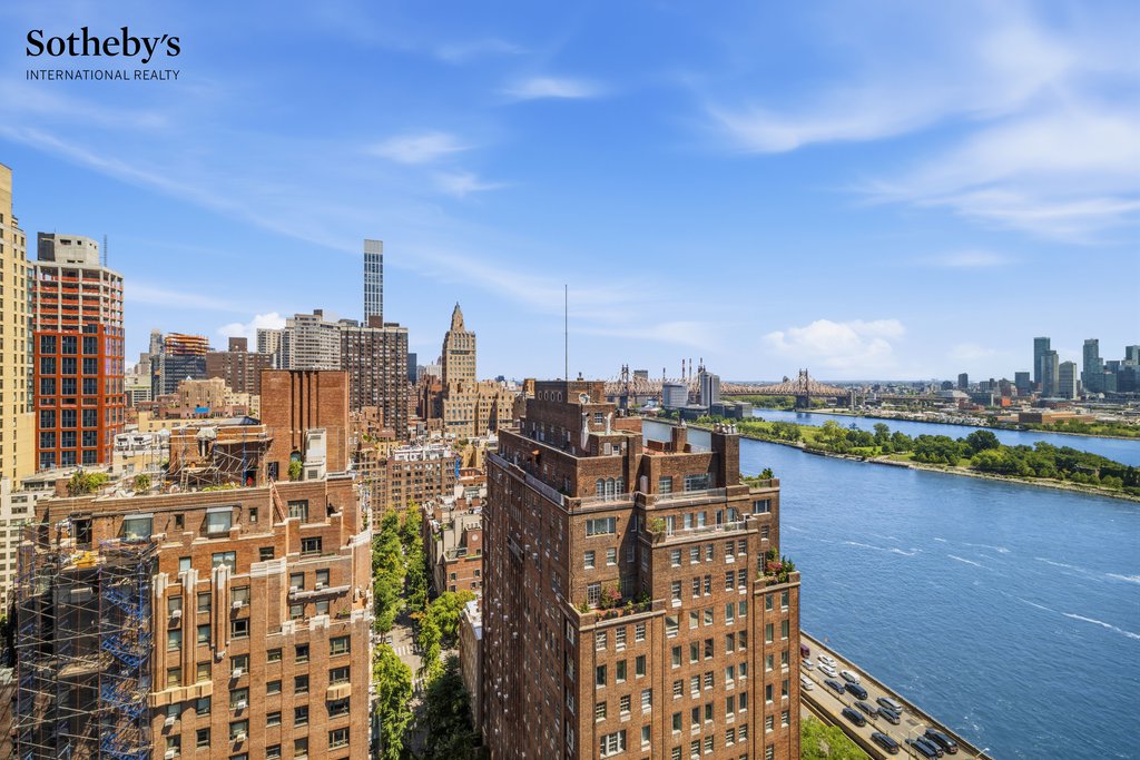 870 United Nations Plaza, Unit 23B photo 3