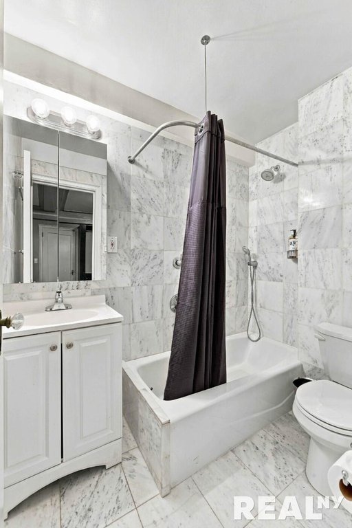 227 East 57th Street, Unit 6E photo 4