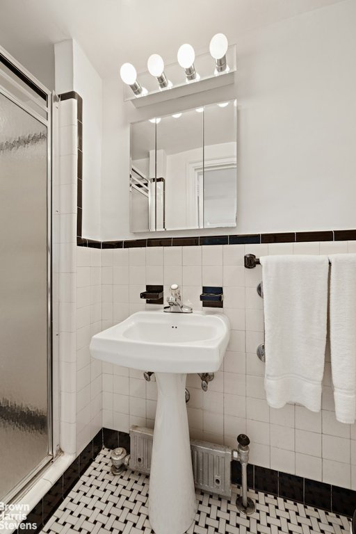 200 West 86th Street, Unit 17H photo 8