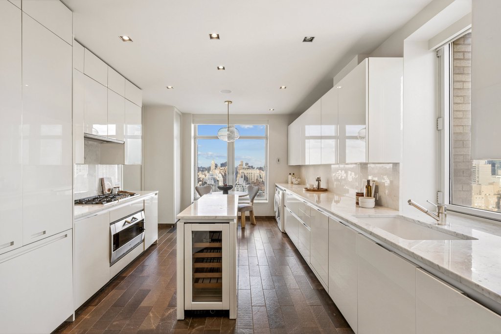 515 Park Avenue, Unit 29 photo 11