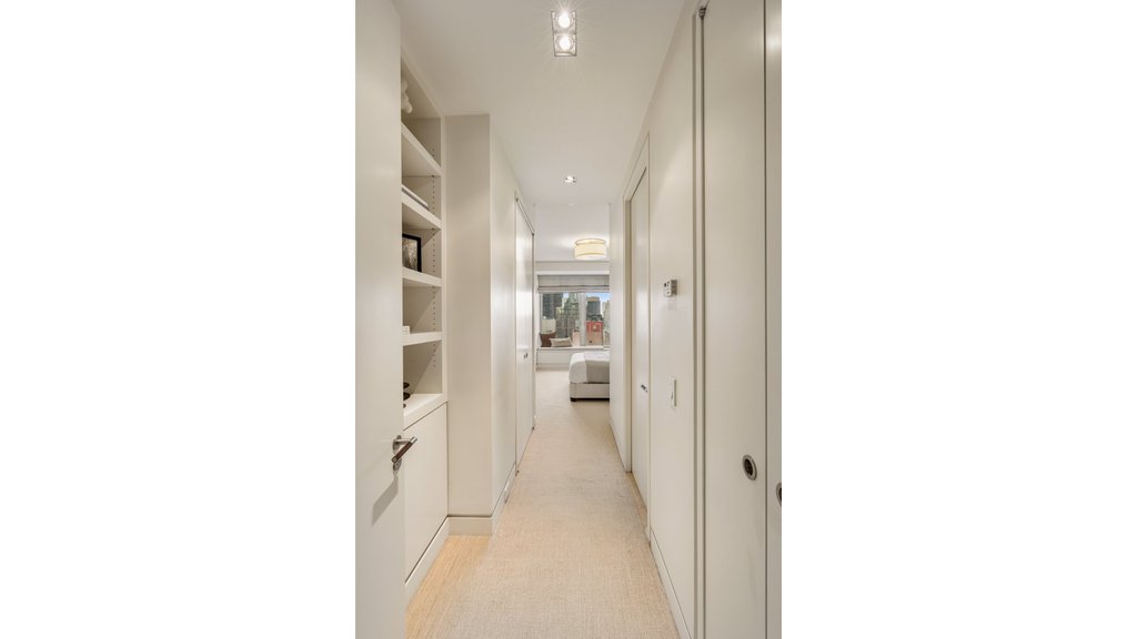 515 Park Avenue, Unit 29 photo 23