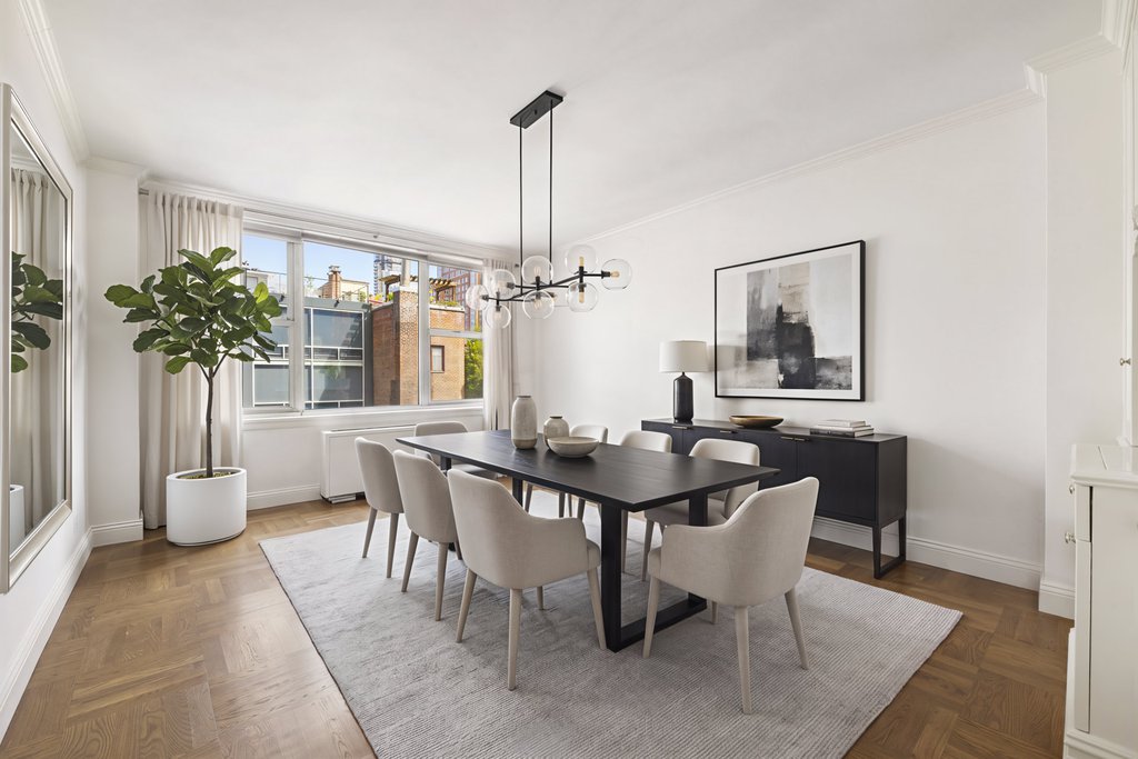 139 East 63rd Street, Unit 6A photo 3