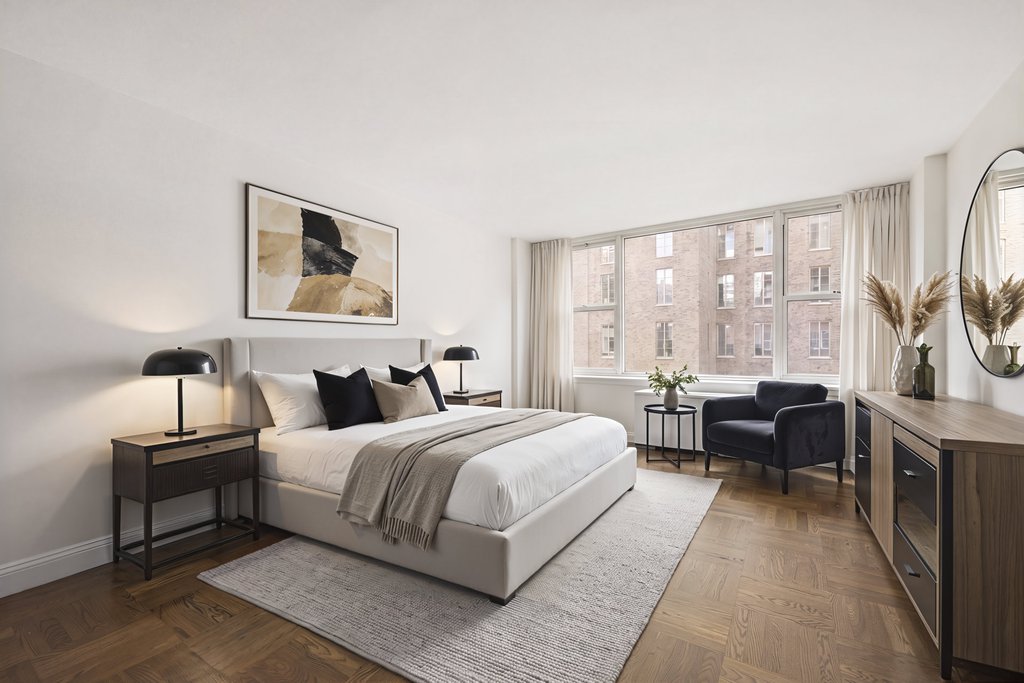 139 East 63rd Street, Unit 6A photo 4