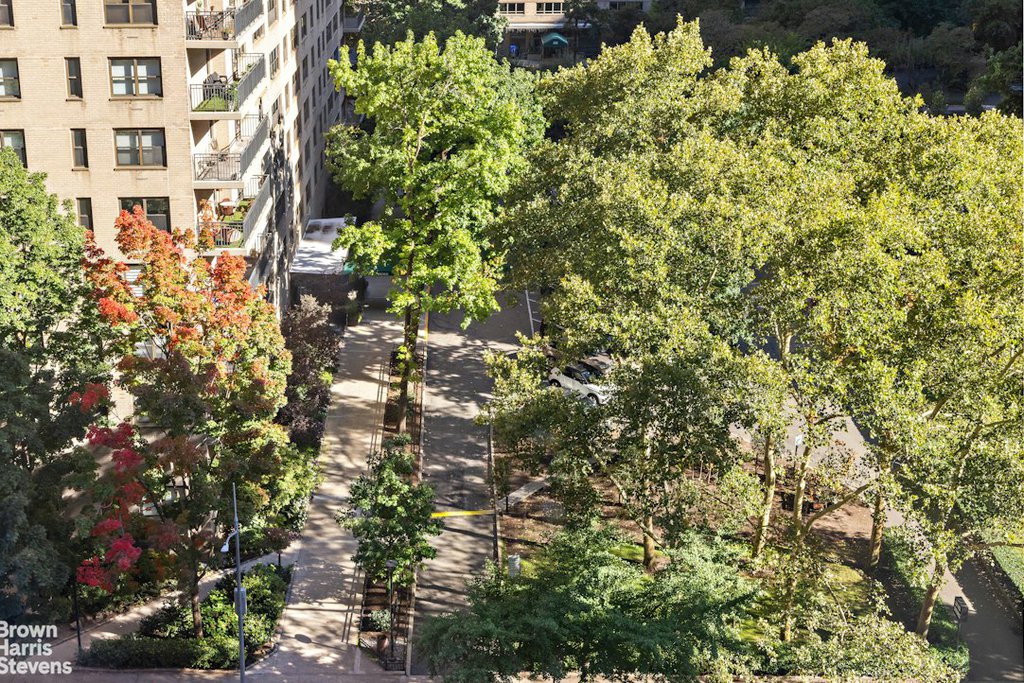 185 West End Avenue, Unit 11H photo 2