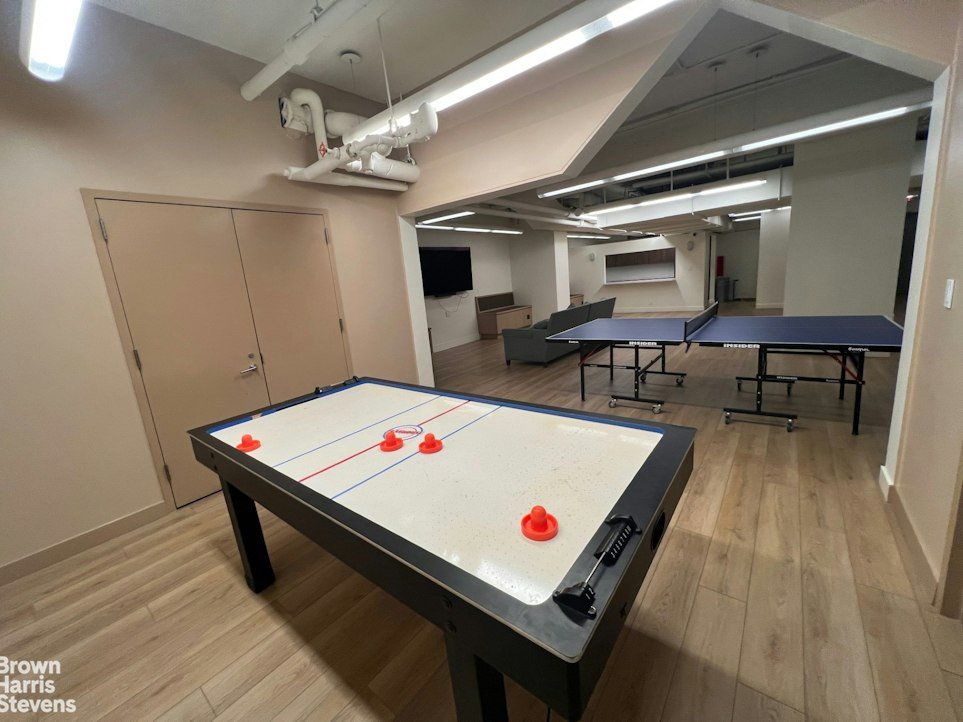 185 West End Avenue, Unit 11H photo 17