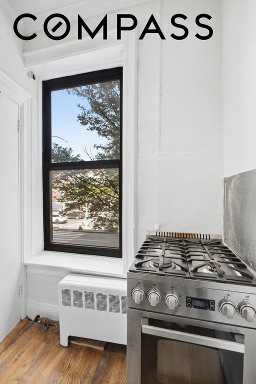 64 Macdougal Street, Unit 6 photo 6