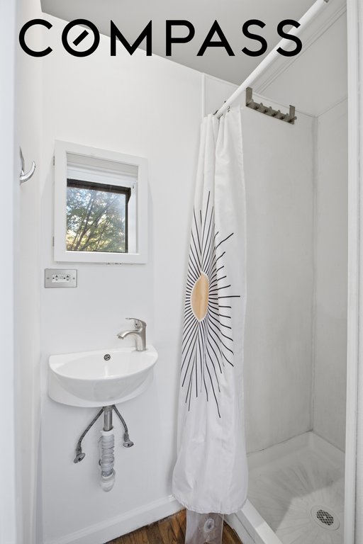 64 Macdougal Street, Unit 6 photo 8