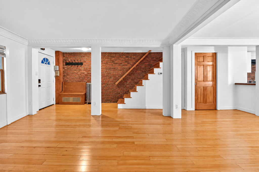 144 11th Street – For Sale photo 3