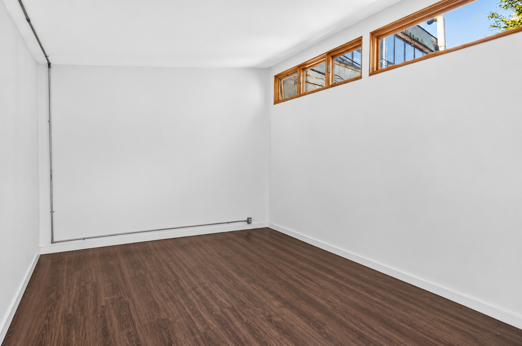 144 11th Street – For Sale photo 8