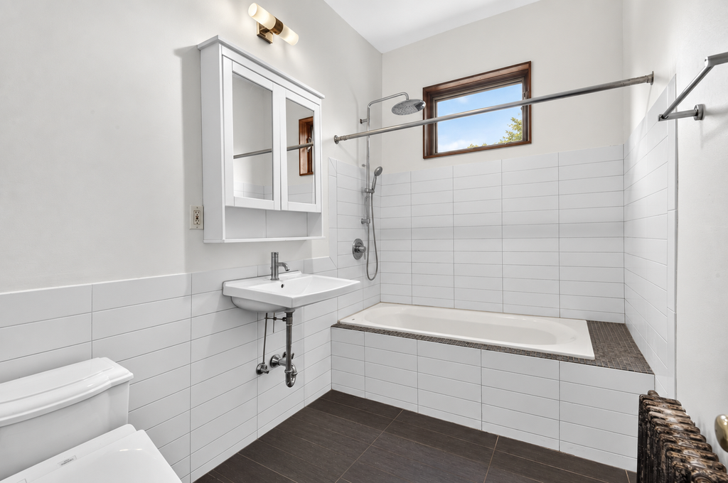 144 11th Street – For Sale photo 11