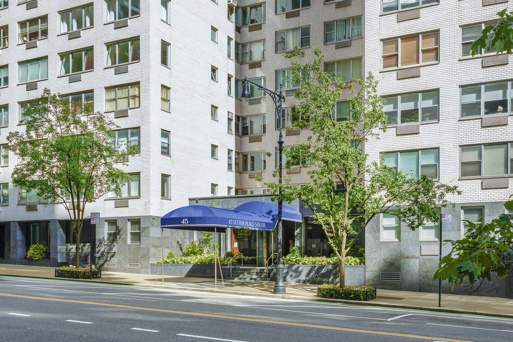 45 Sutton Place South, Unit 15C photo 15