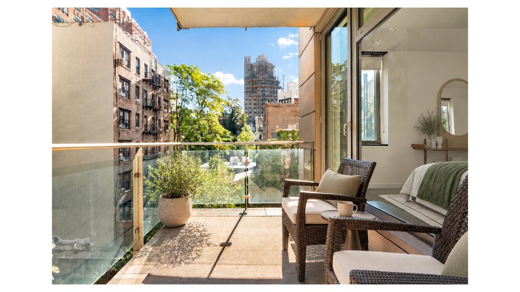 333 West 14th Street, Unit 4 photo 14