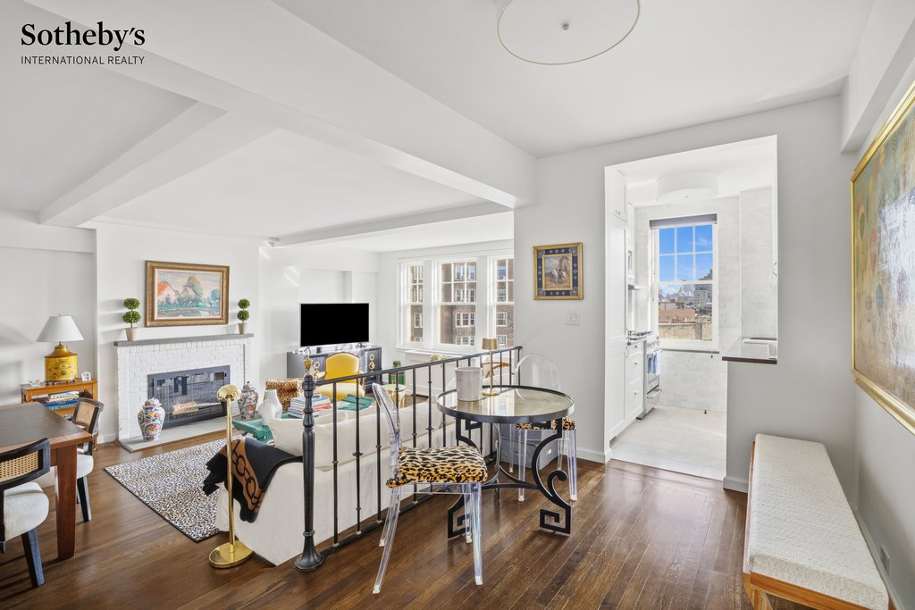 299 West 12th Street, Unit 9F photo 3