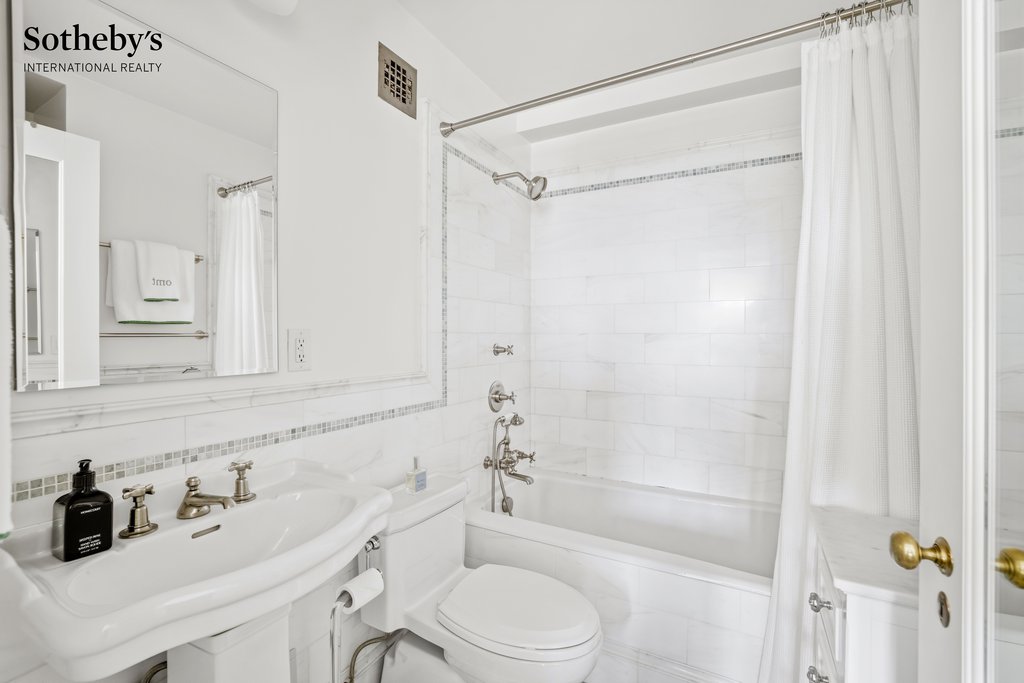 299 West 12th Street, Unit 9F photo 6