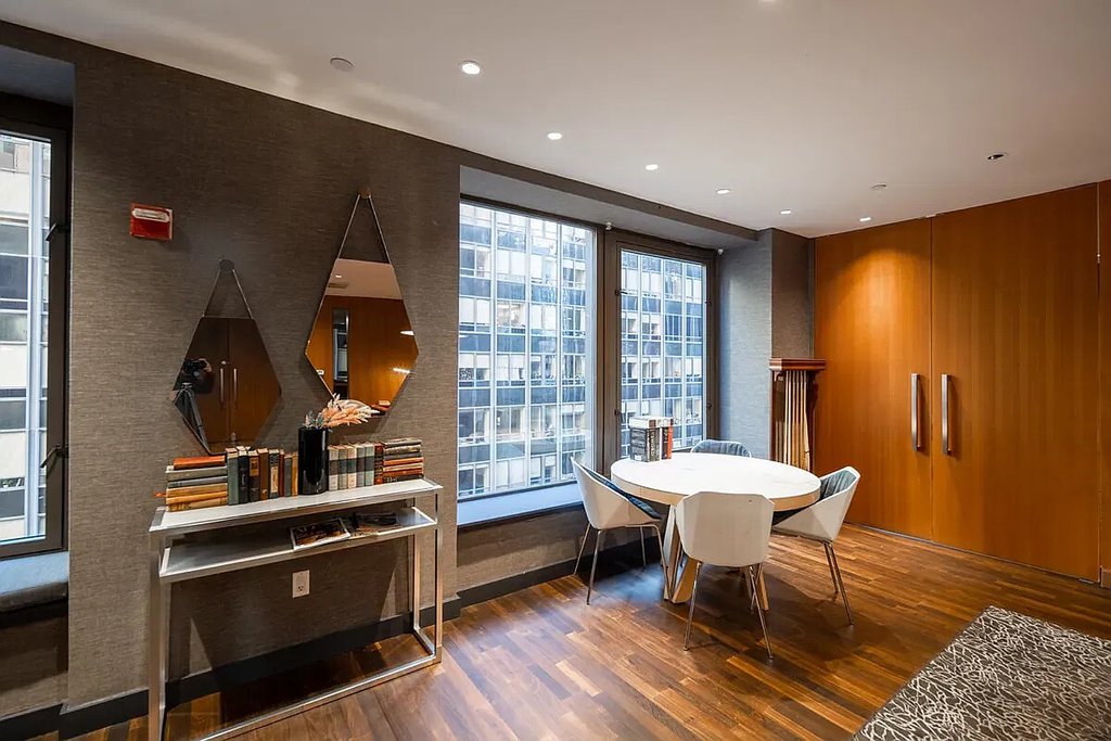 75 Wall Street, Unit 18L photo 17