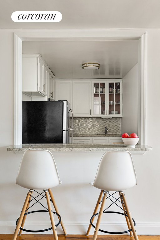 495 East 7th Street, Unit 6C photo 5