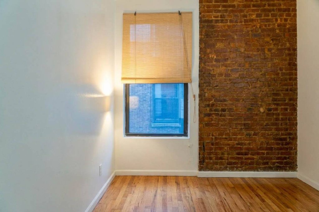 401 West 47th Street, Unit 5