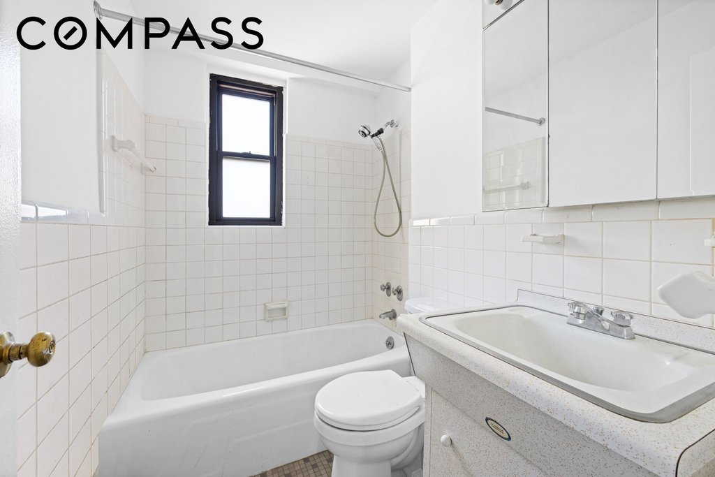 505 East 79th Street, Unit 18B photo 19