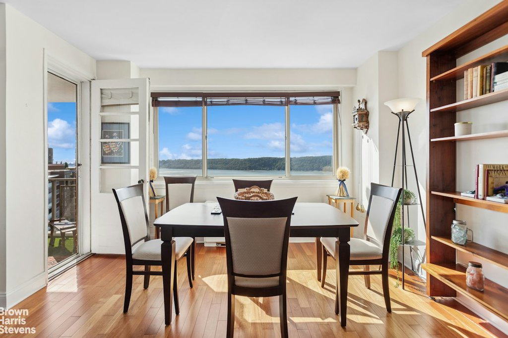 2621 Palisade avenue, Unit 14L photo 3