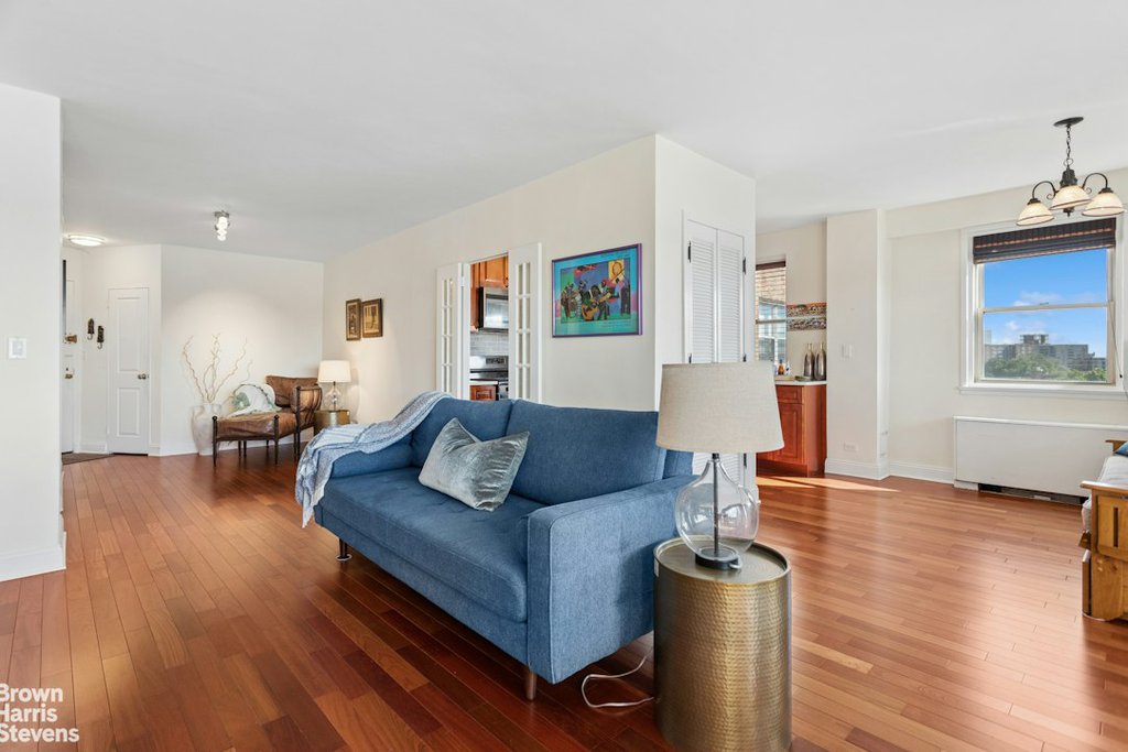 2621 Palisade avenue, Unit 14L photo 7