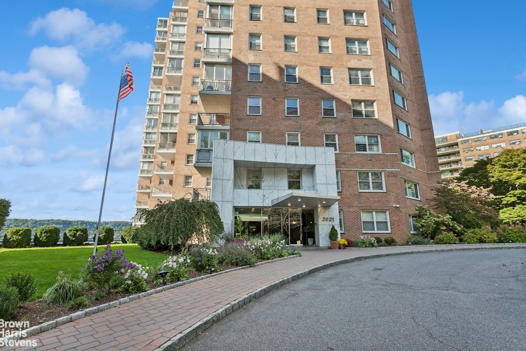 2621 Palisade avenue, Unit 14L photo 21