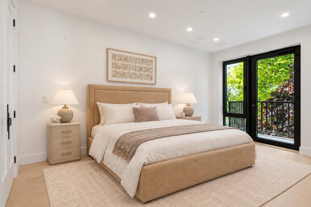 371 Hawthorne Street, Unit PH photo 3