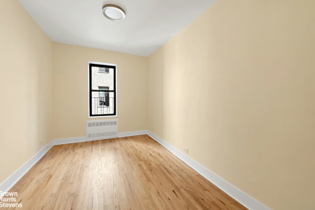 675 Walton Avenue, Unit 2A photo 5