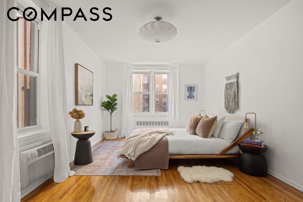 400 East 17th Street, Unit 310 photo 4