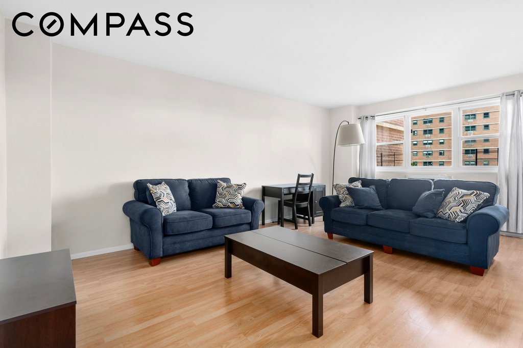 191 Willoughby Street, Unit 8C photo 2