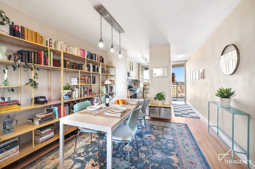 100 West 94th Street, Unit 19F photo 4