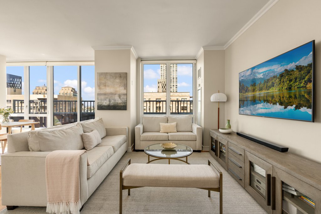 200 West End Avenue, Unit PHAS photo 3