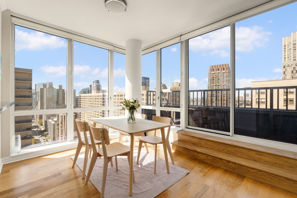 200 West End Avenue, Unit PHAS photo 4
