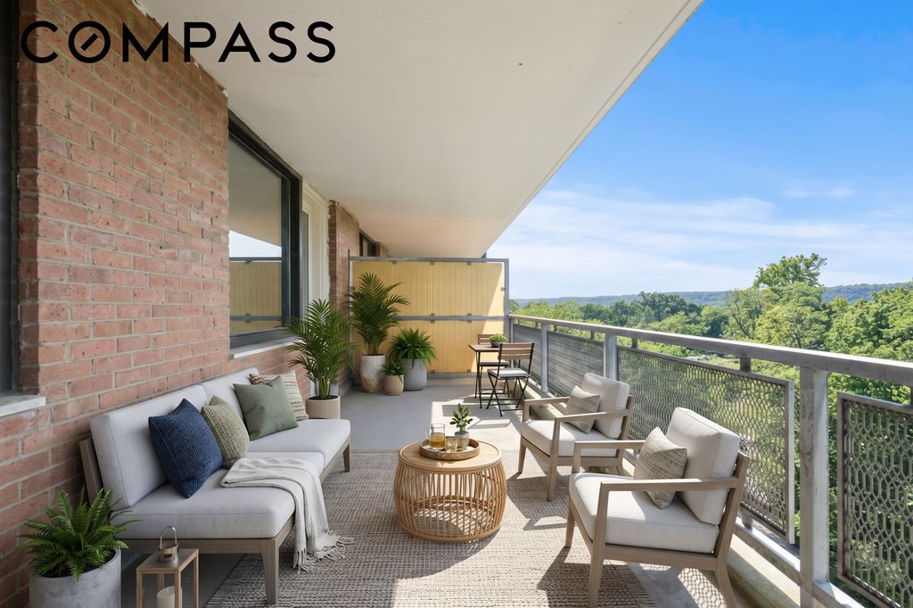 4901 Henry Hudson Parkway West, Unit 8M photo 3
