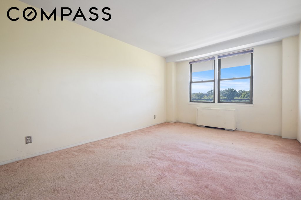 4901 Henry Hudson Parkway West, Unit 8M photo 9