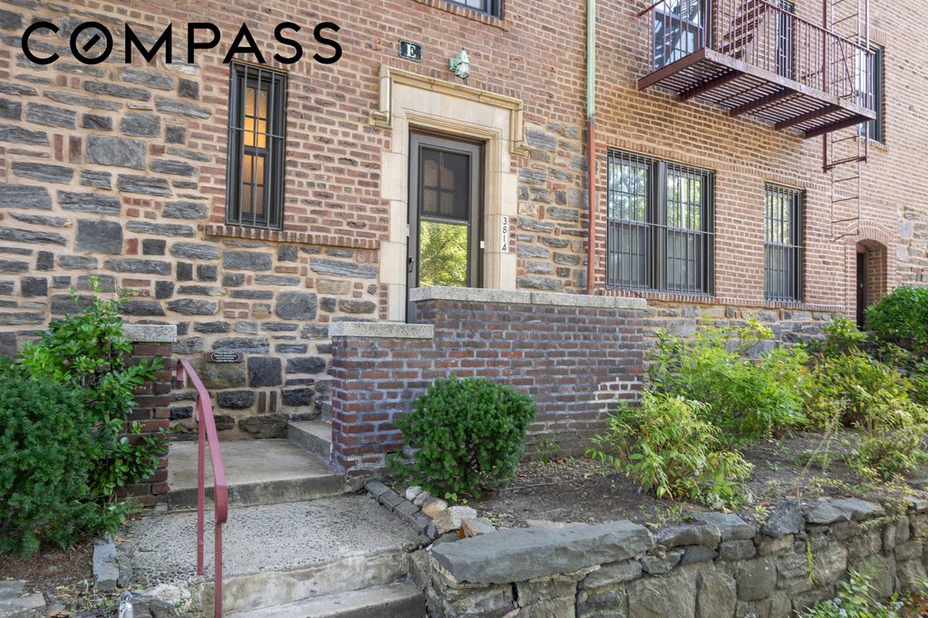 3814 Johnson Avenue, Unit E photo 2
