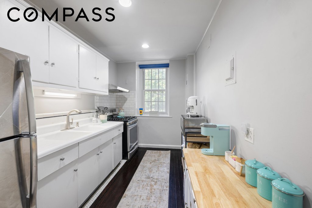 3814 Johnson Avenue, Unit E photo 6