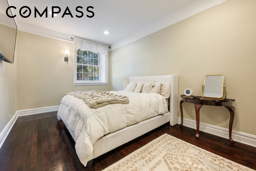 3814 Johnson Avenue, Unit E photo 8