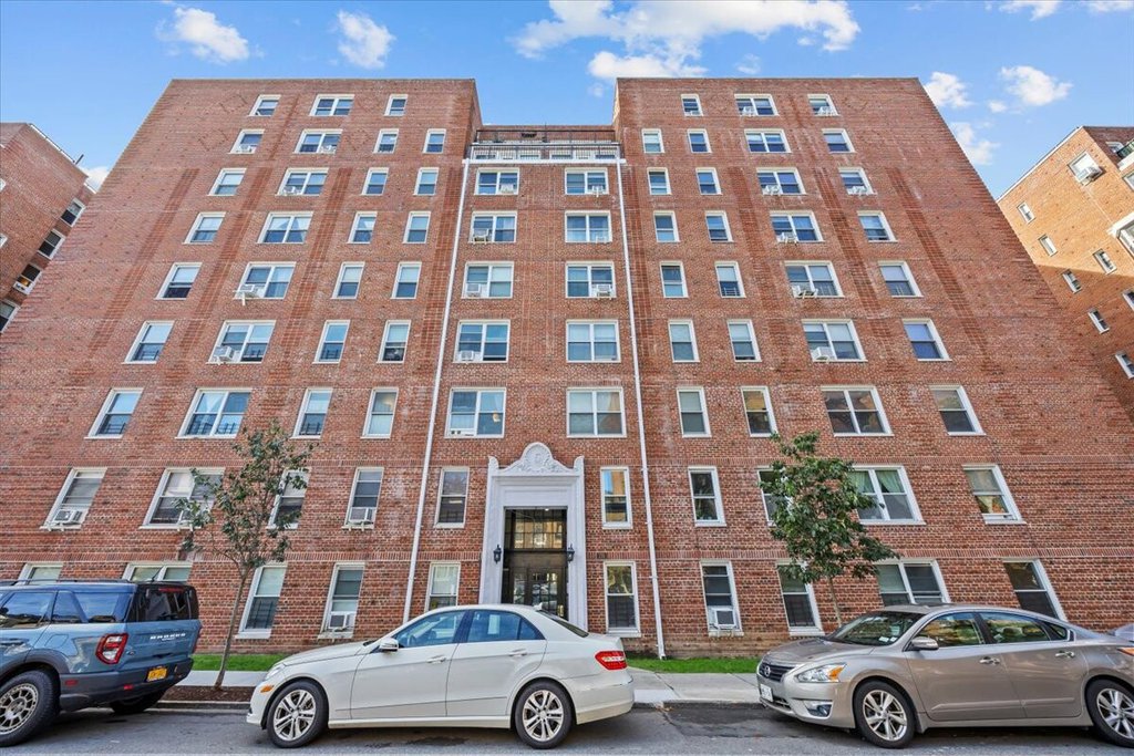 170 72nd Street, Unit 536 photo 17
