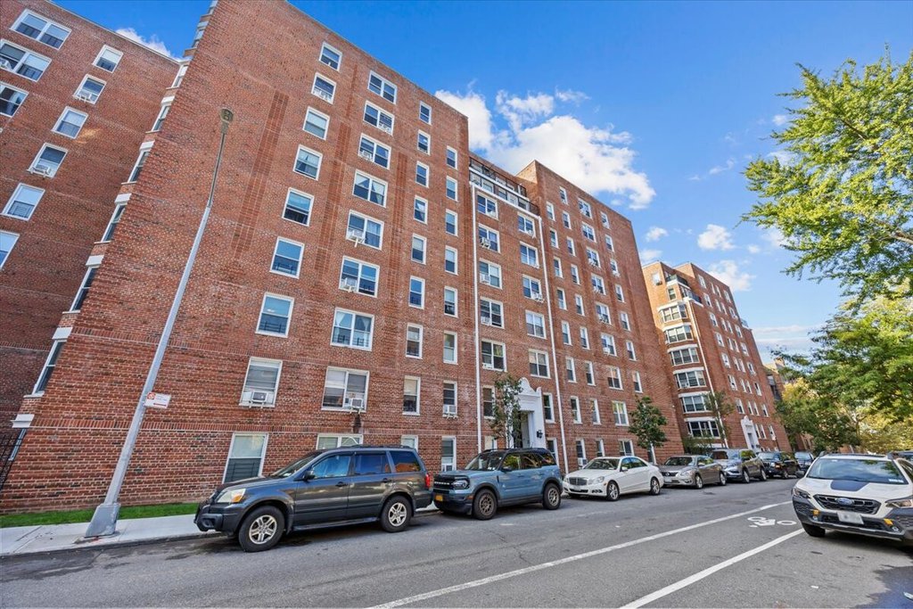 170 72nd Street, Unit 536 photo 18