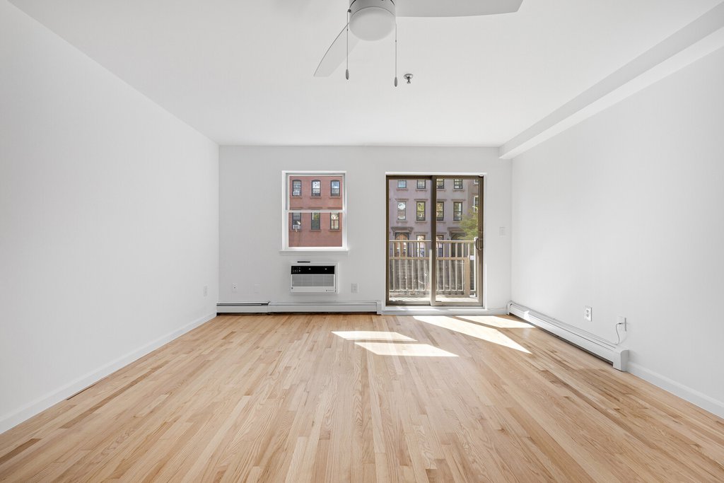 125 Bergen Street, Unit APT2C