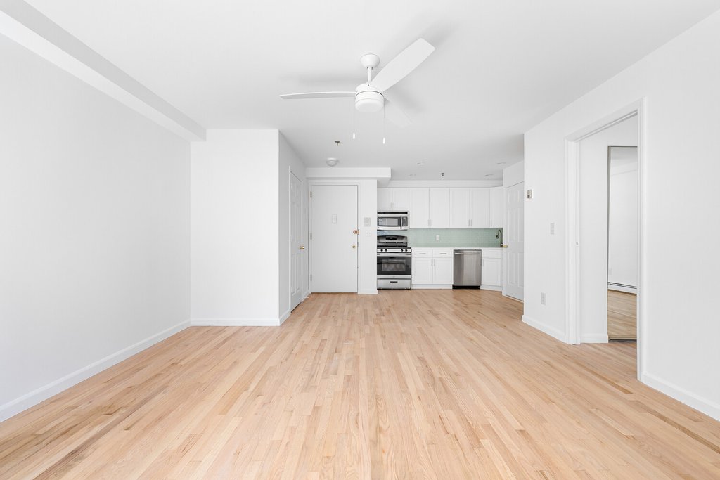 125 Bergen Street, Unit APT2C photo 6