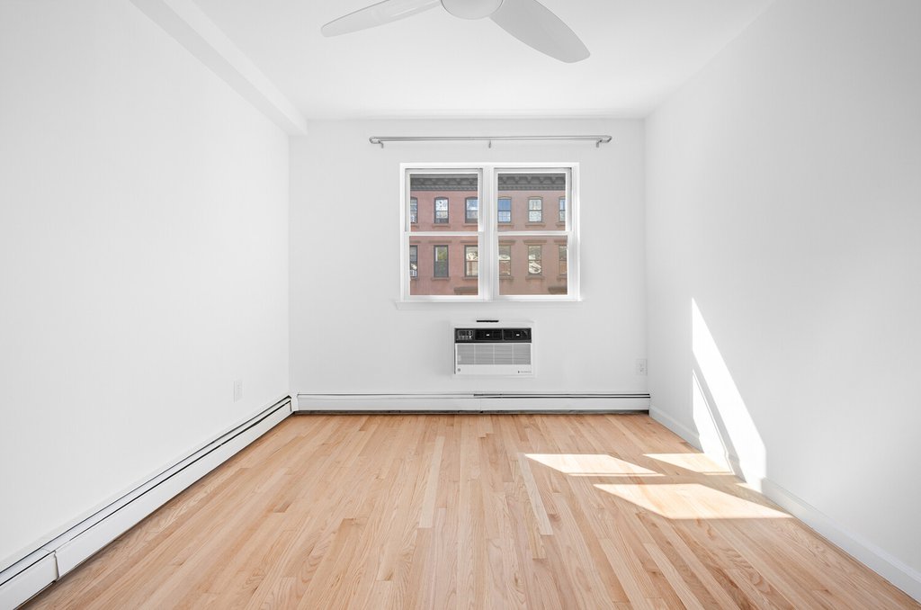 125 Bergen Street, Unit APT2C photo 7